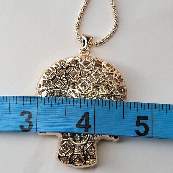 Large Crystallized Golden Skull Pendant Necklace - Picture 6 of 12